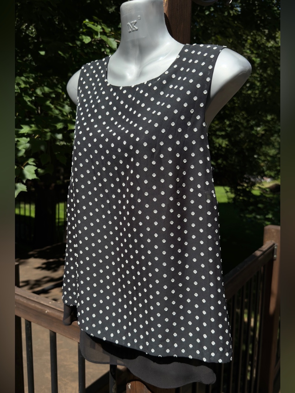β’Rose + Olive Black White Polka Dot Layered Sleeveless Blouse Size M Chiffon Hem - Picture 6 of 12